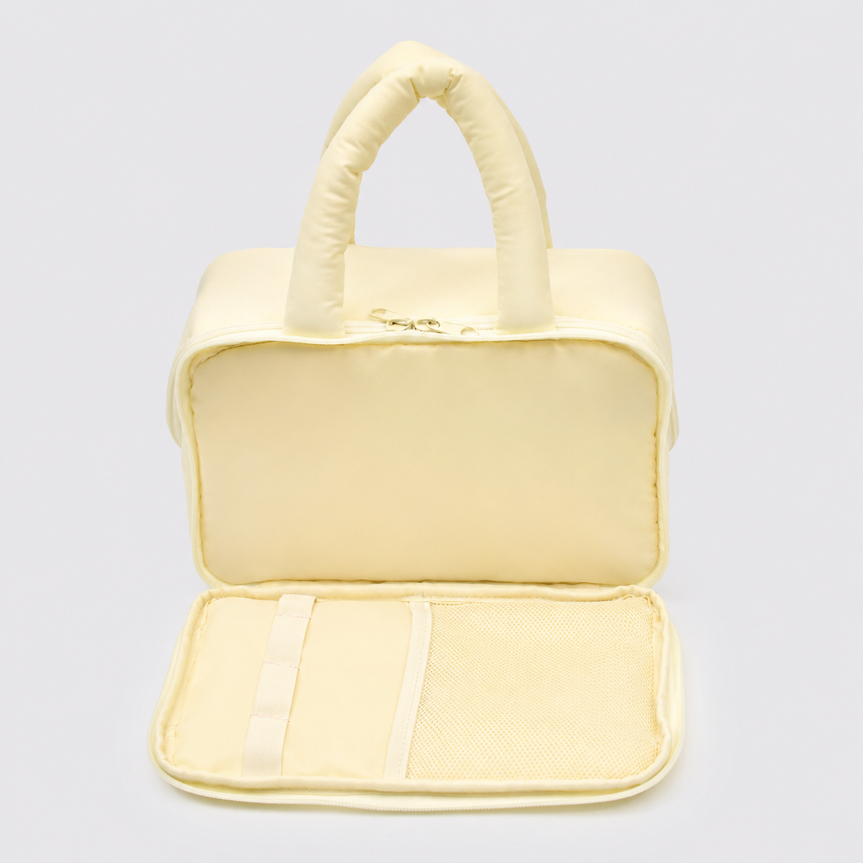 Handheld makeup bag