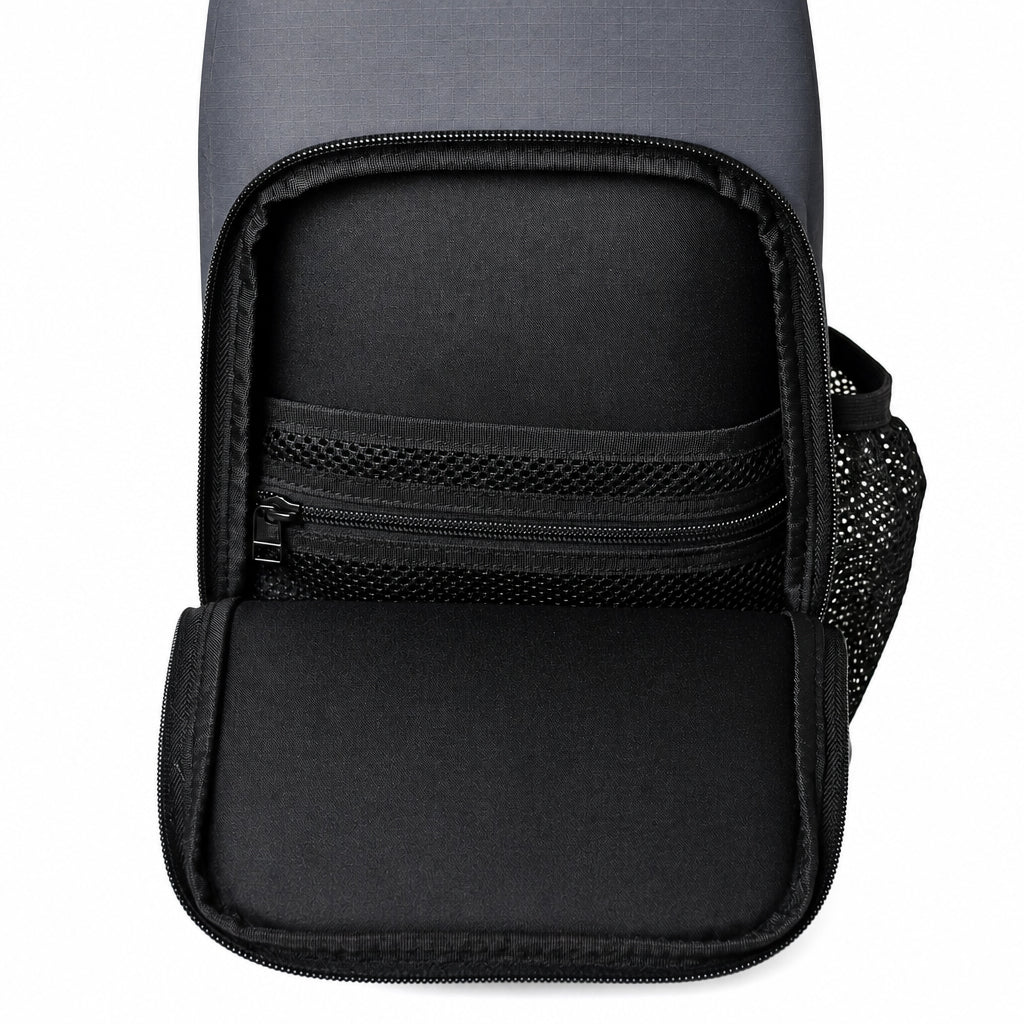 Open front organizer showing mesh slip and zip pockets.