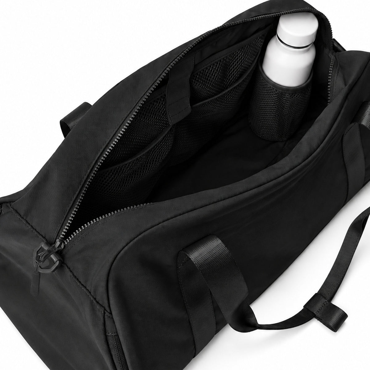 Interior of the ROSINOP gym duffel showing mesh organization pockets.